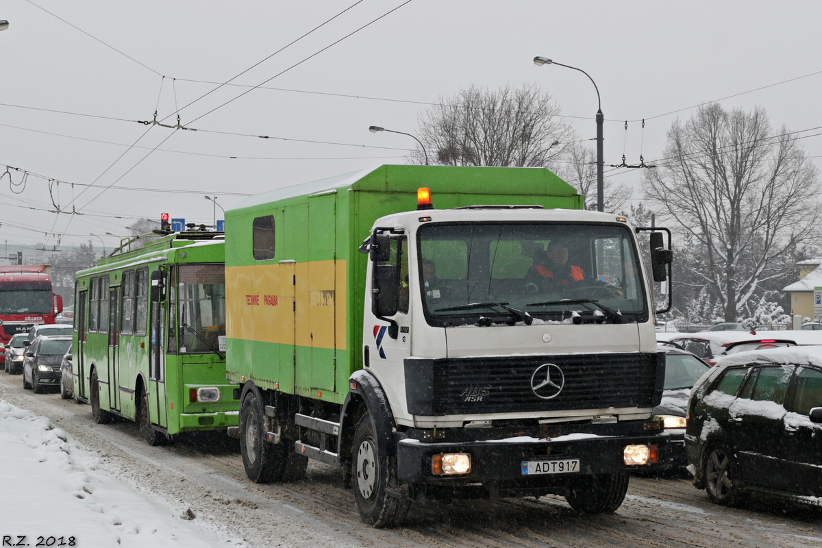 Литва, № ADT 917 — Mercedes-Benz SK (общ. мод.)