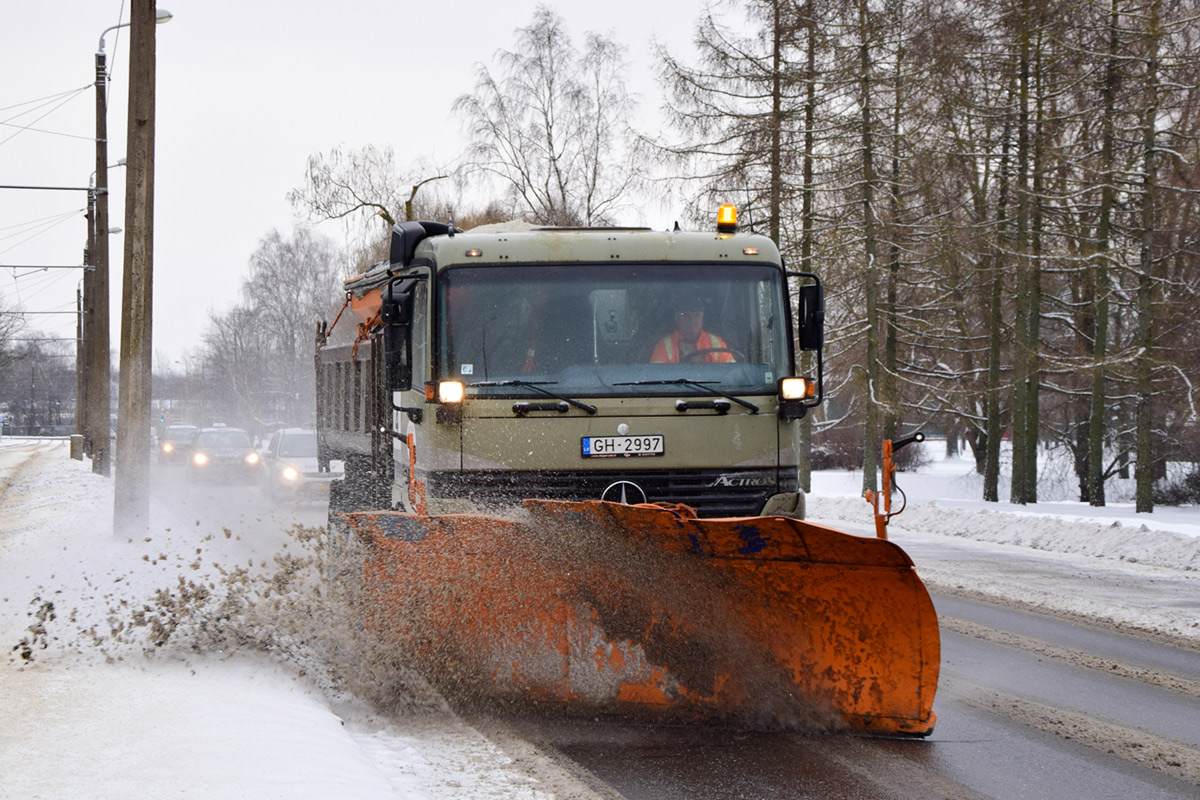 Латвия, № 4 — Mercedes-Benz Actros ('1997)