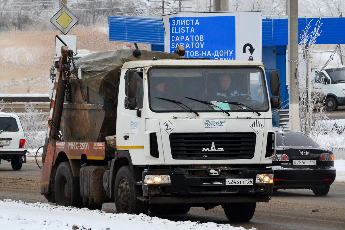 Волгоградская область, № А 245 ТТ 134 — МАЗ-5550B2