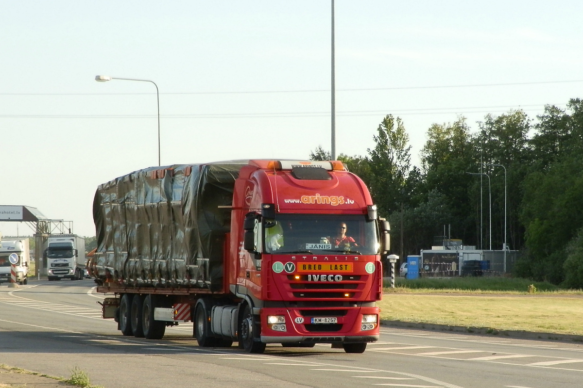 Латвия, № KM-8257 — IVECO Stralis ('2007)