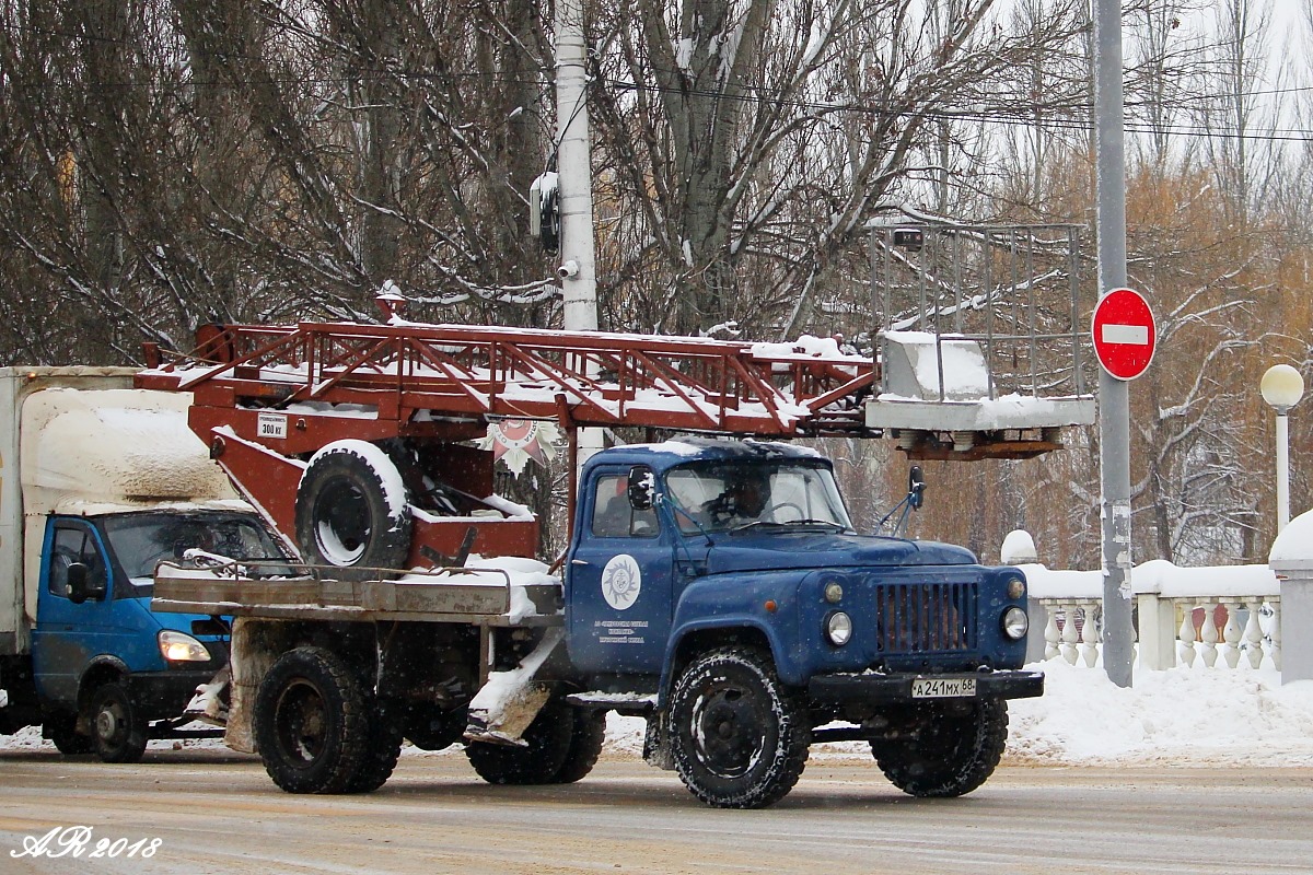 Тамбовская область, № А 241 МХ 68 — ГАЗ-53-12