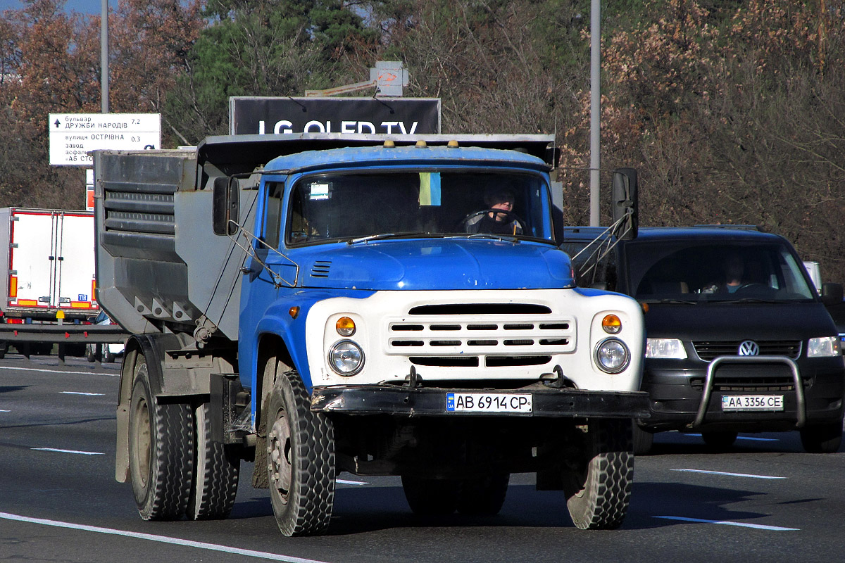 Винницкая область, № АВ 6914 СР — ЗИЛ-495710