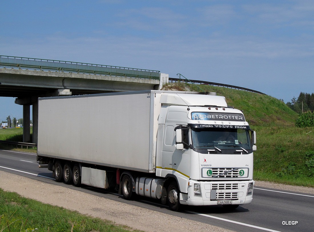 Гродненская область, № АА 7466-4 — Volvo ('2002) FH12.440