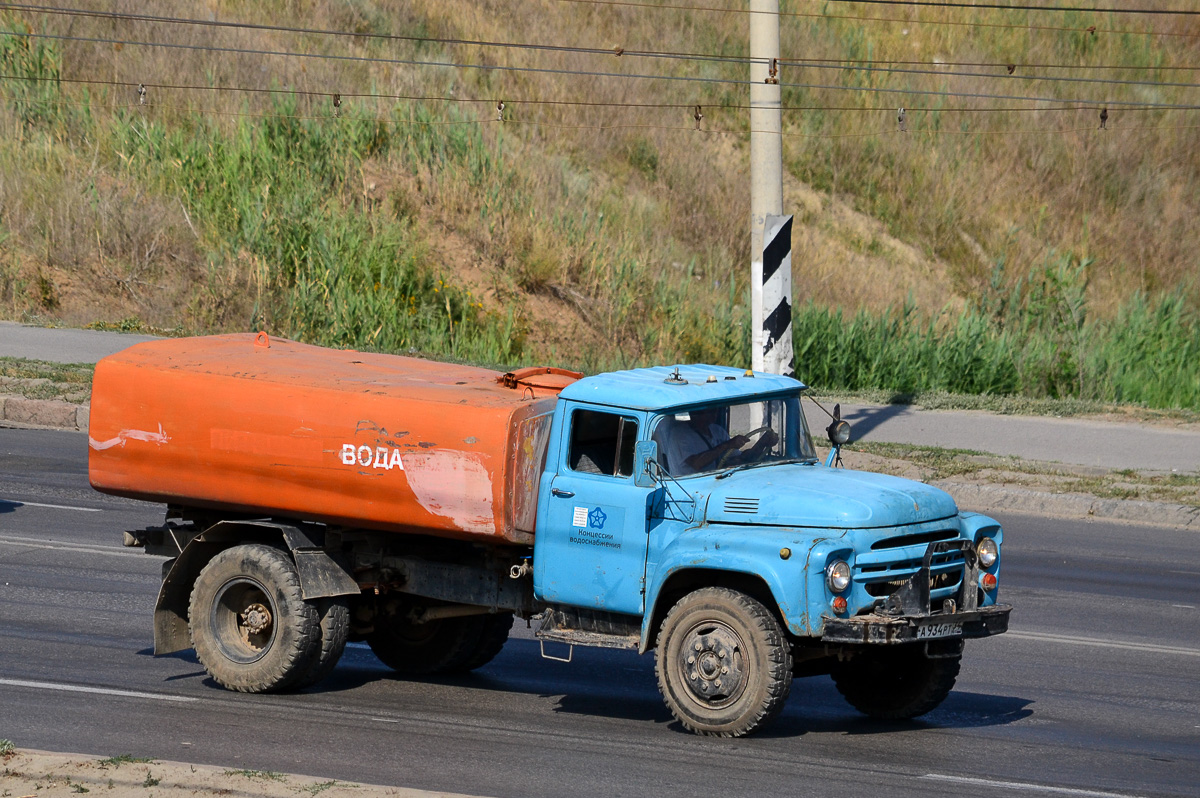 Волгоградская область, № А 934 РТ 34 — ЗИЛ-431412