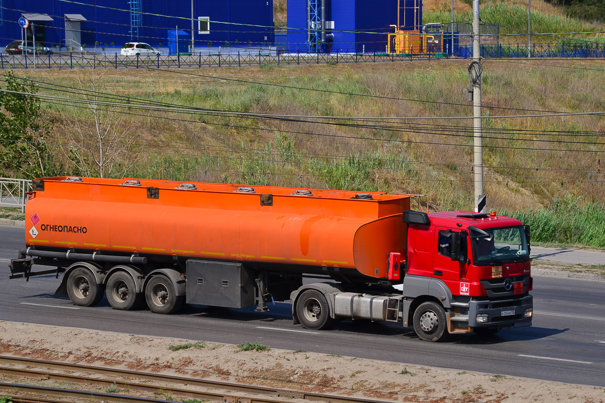 Волгоградская область, № В 204 ХН 134 — Mercedes-Benz Axor 1835