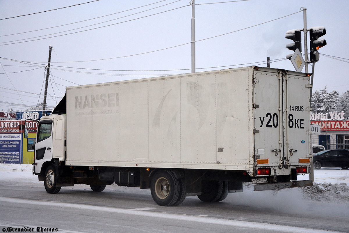 Саха (Якутия), № У 208 КЕ 14 — Hino 500