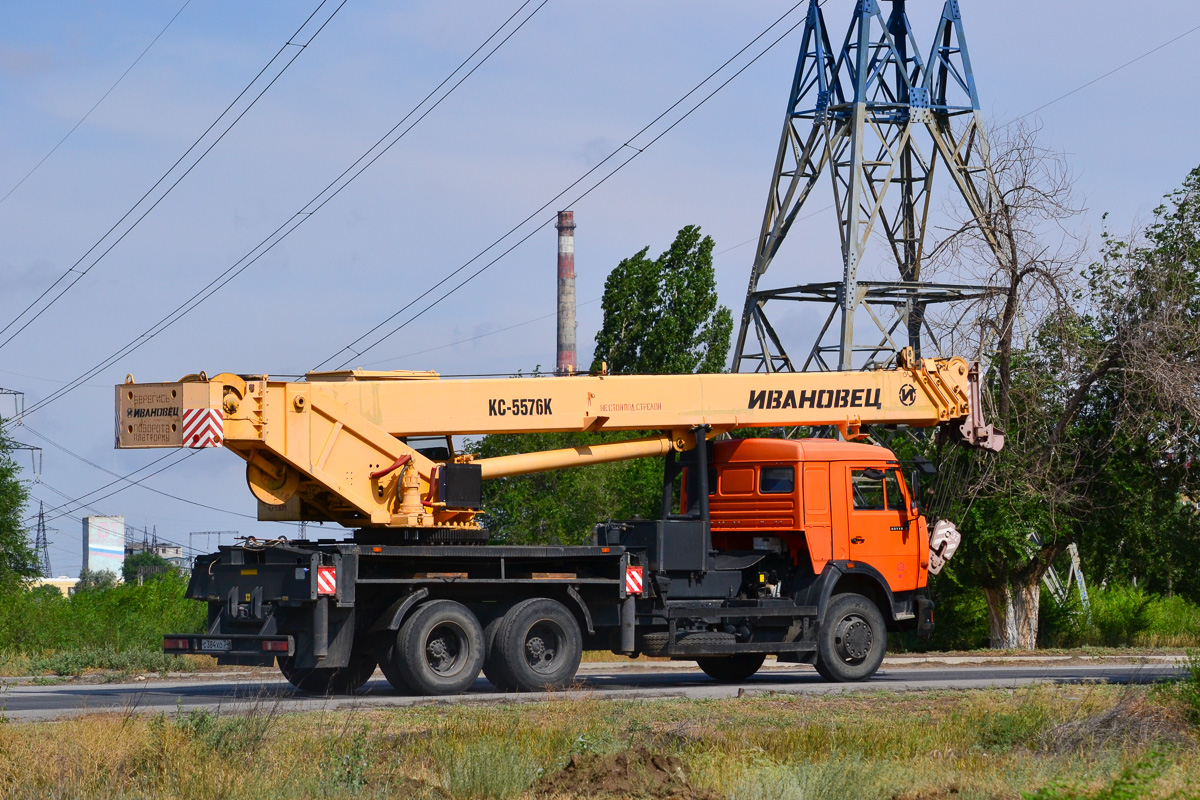 Волгоградская область, № С 384 ХО 34 — КамАЗ-65115-62