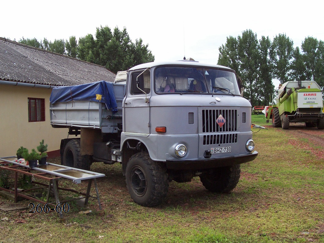 Венгрия, № BHZ-733 — IFA W50LA/K, LA/Z