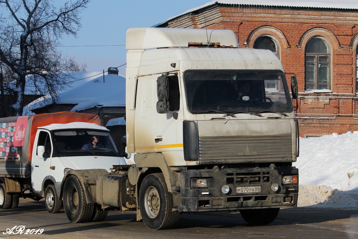 Тамбовская область, № М 070 УН 68 — МАЗ-5440 (общая модель)