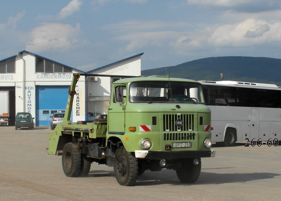 Венгрия, № BPZ-250 — IFA W50LA/K, LA/Z