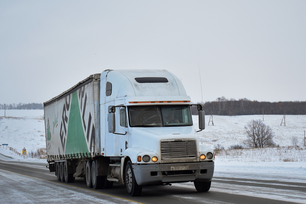 Алтайский край, № В 300 ХТ 22 — Freightliner Century Class