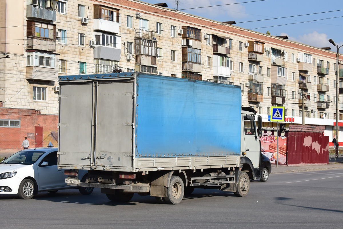 Волгоградская область, № М 018 УН 34 — МАЗ-437040 "Зубрёнок"