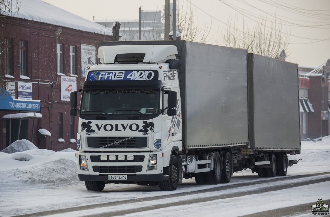 Восточно-Казахстанская область, № 686 PSA 16 — Volvo ('2002) FH12.420