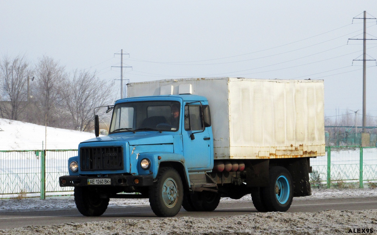 Днепропетровская область, № АЕ 1260 ВК — ГАЗ-3307