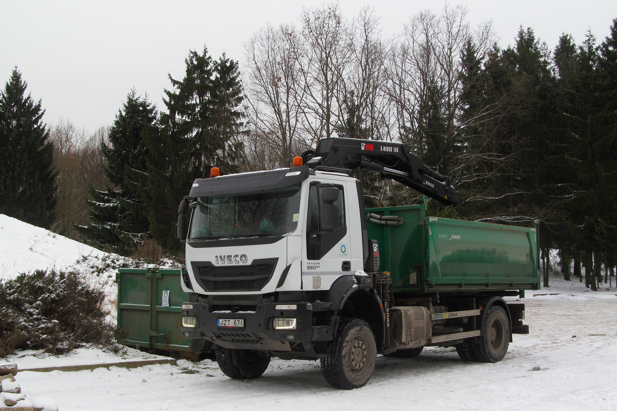 Литва, № 2381 — IVECO Trakker ('2013)