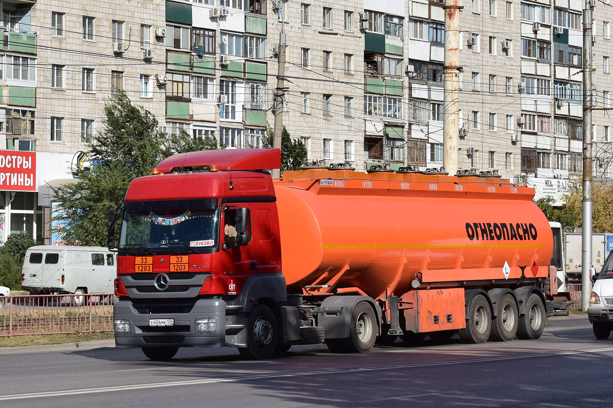 Волгоградская область, № Е 406 МК 134 — Mercedes-Benz Axor 1840 [Z9M]