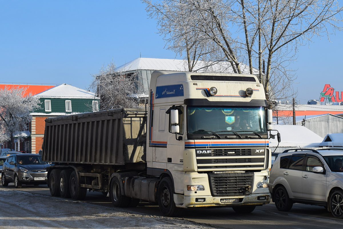 Алтайский край, № М 302 СС 22 — DAF XF95 FT