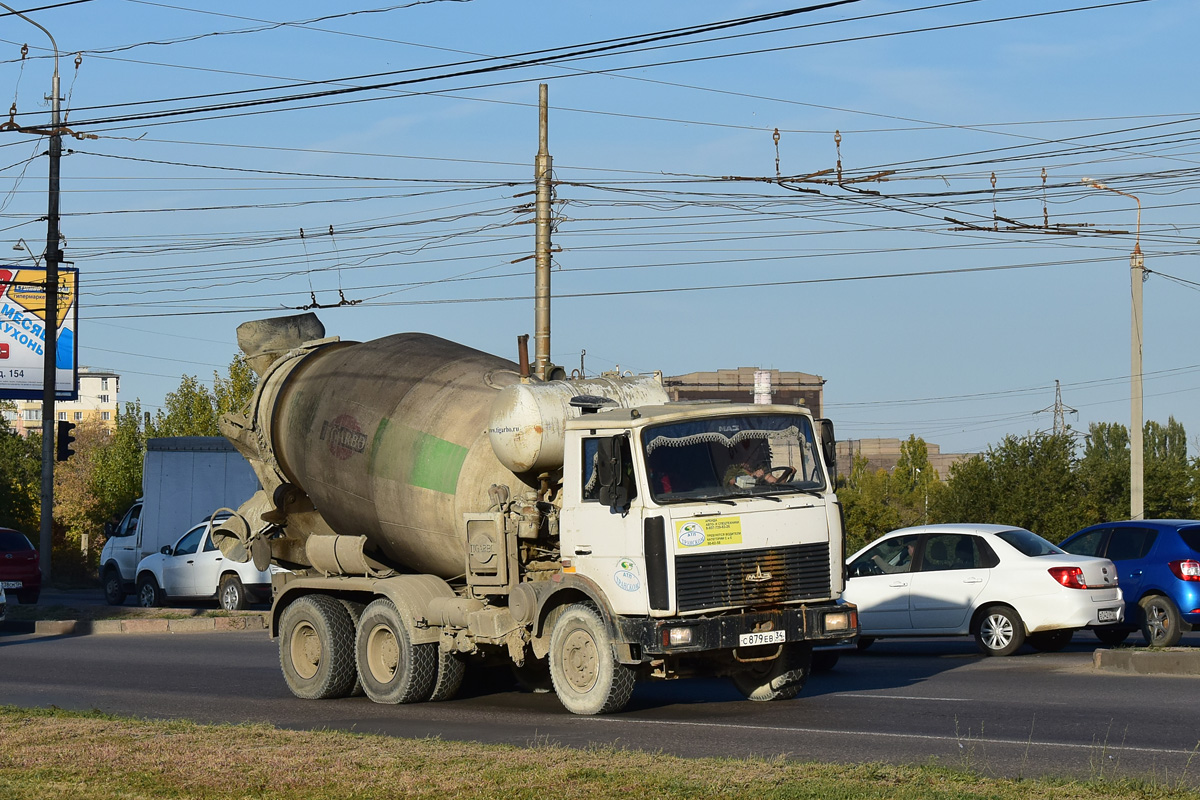 Волгоградская область, № С 879 ЕВ 34 — МАЗ-5516A5