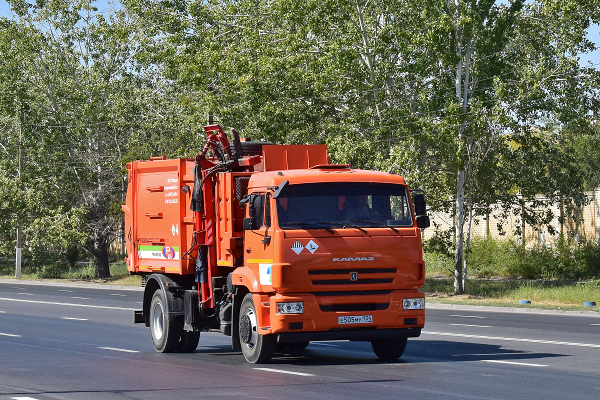 Волгоградская область, № Е 505 МУ 134 — КамАЗ-43253-R4