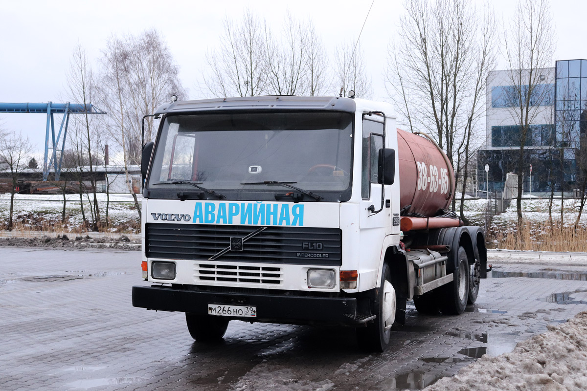 Калининградская область, № М 266 НО 39 — Volvo FL10