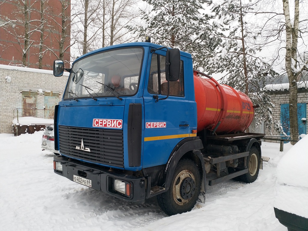 Тверская область, № Е 402 РЕ 69 — МАЗ-457043