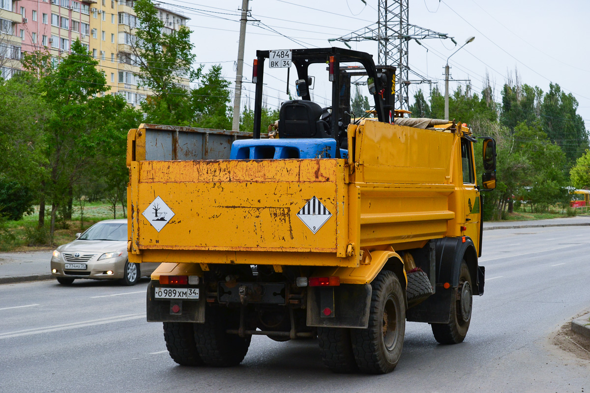 Волгоградская область, № О 989 ХМ 34 — МАЗ-555102