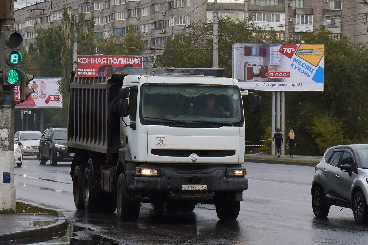 Волгоградская область, № Е 313 ВЕ 32 — Renault Kerax