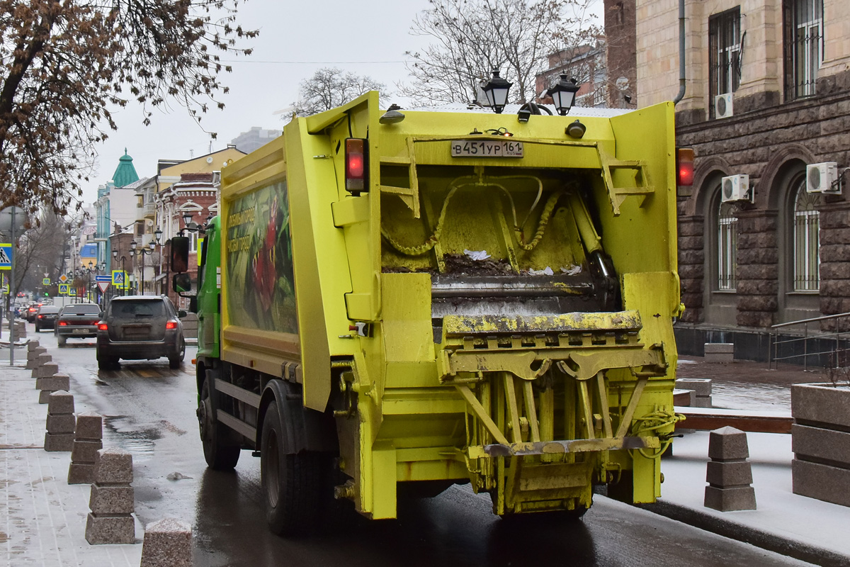 Ростовская область, № В 451 УР 161 — Hino 500