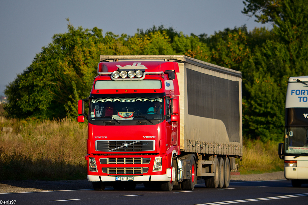 Винницкая область, № АВ 8419 СО — Volvo ('2002) FH12.400