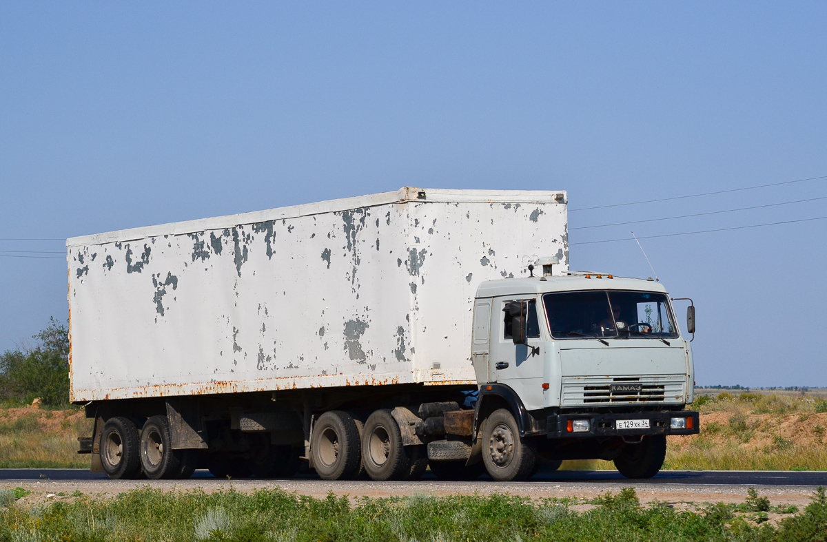 Волгоградская область, № Е 129 ХК 34 — КамАЗ-54115 [541150]