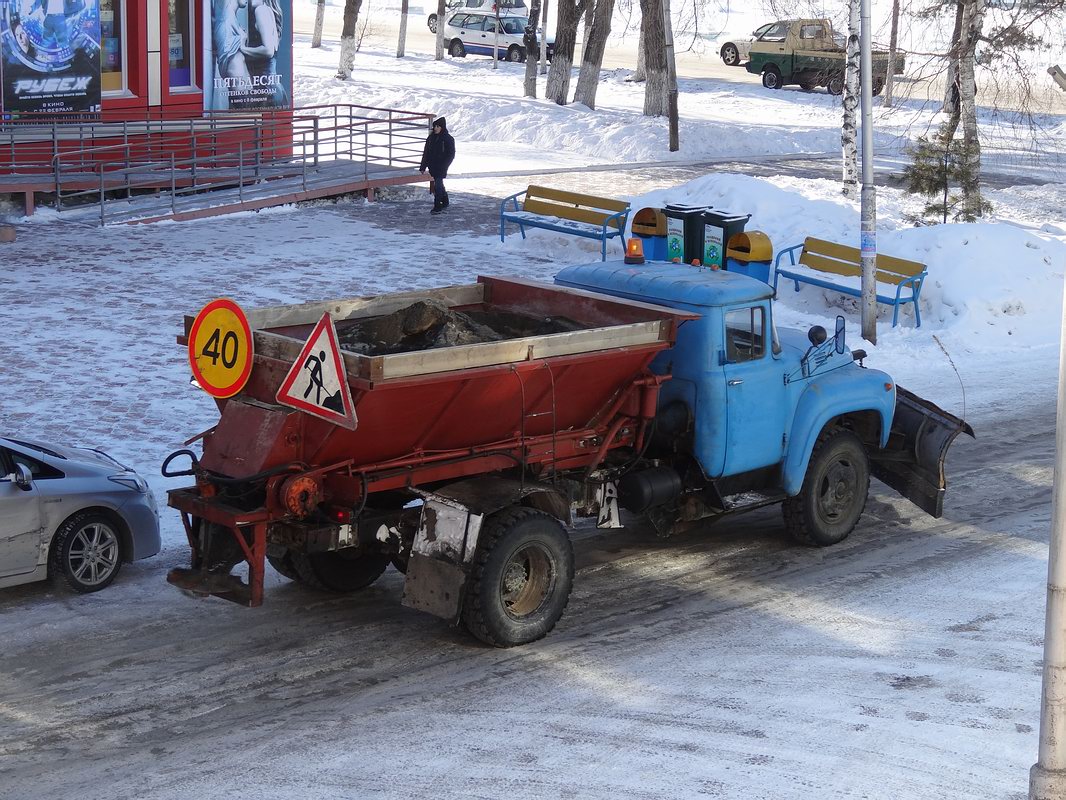 Приморский край, № Н 197 КМ 125 — ЗИЛ-431412