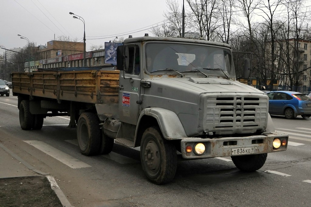 Москва, № 7307 — ЗИЛ-4421