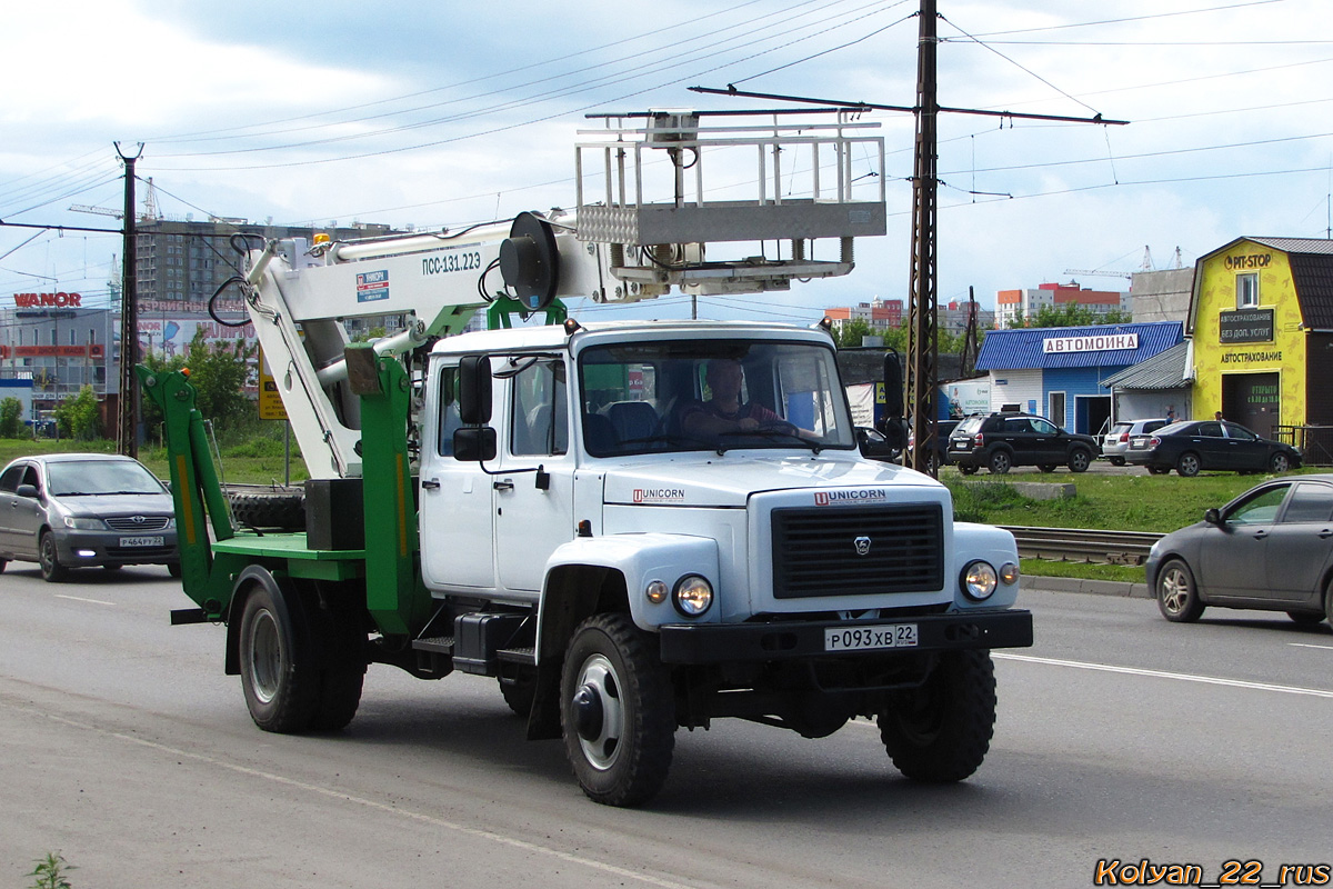 Алтайский край, № Р 093 ХВ 22 — ГАЗ-33086 «Земляк»