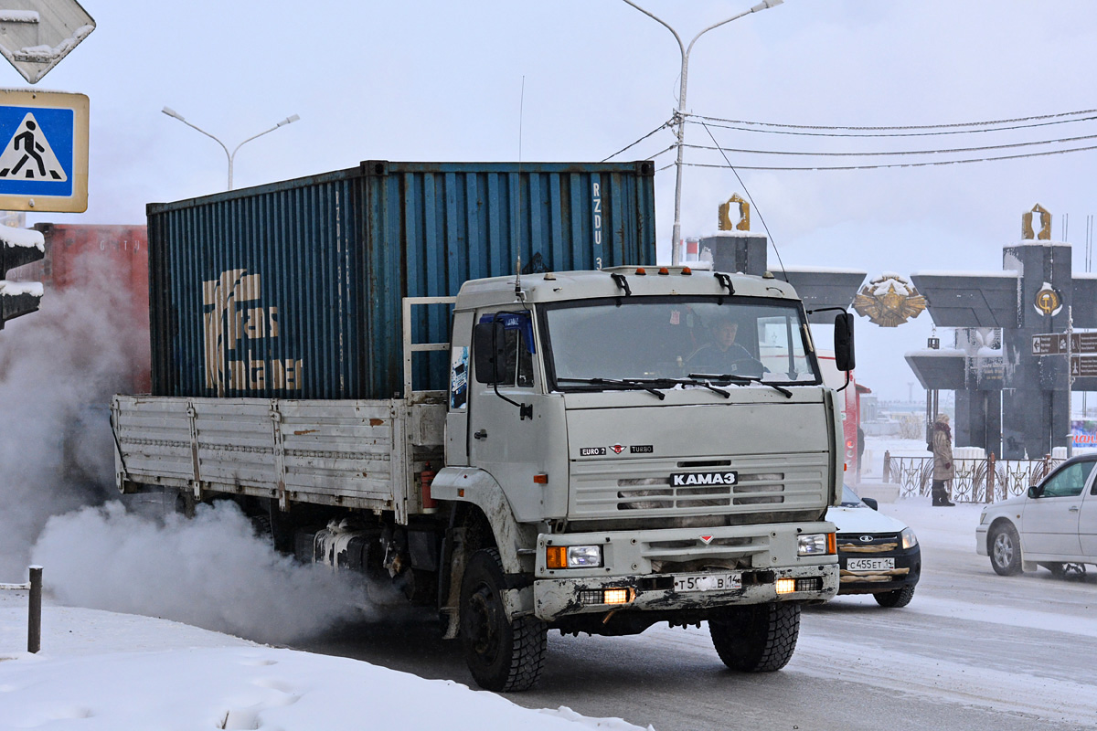 Саха (Якутия), № Т 595 ЕВ 14 — КамАЗ-65117 [651170]