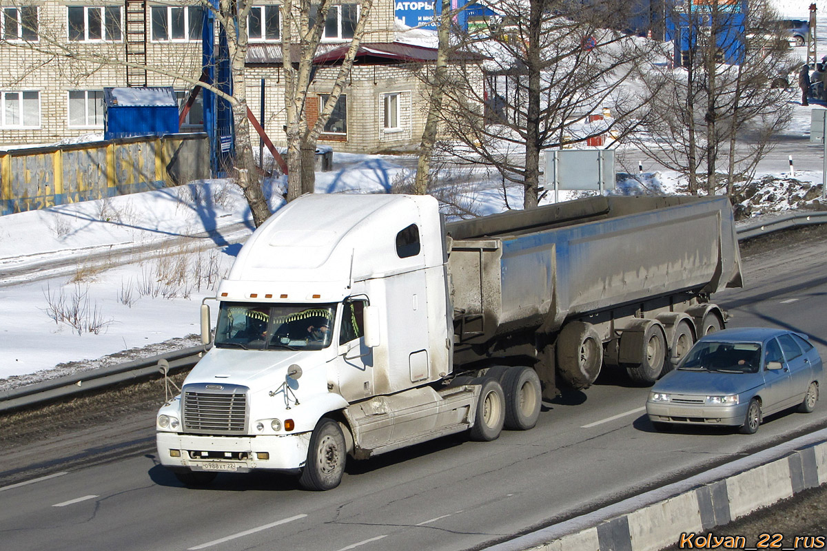 Алтайский край, № О 988 ХТ 22 — Freightliner Century Class