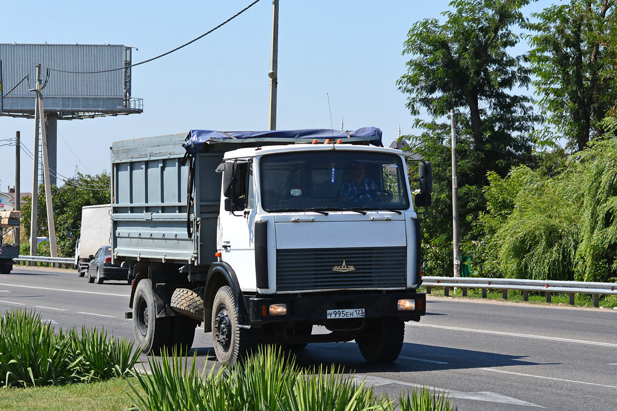 Краснодарский край, № У 995 ЕН 123 — МАЗ-5551A2