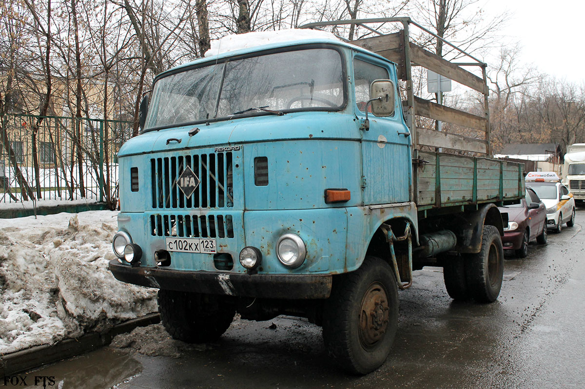 Краснодарский край, № С 102 КХ 123 — IFA W50LA/PV