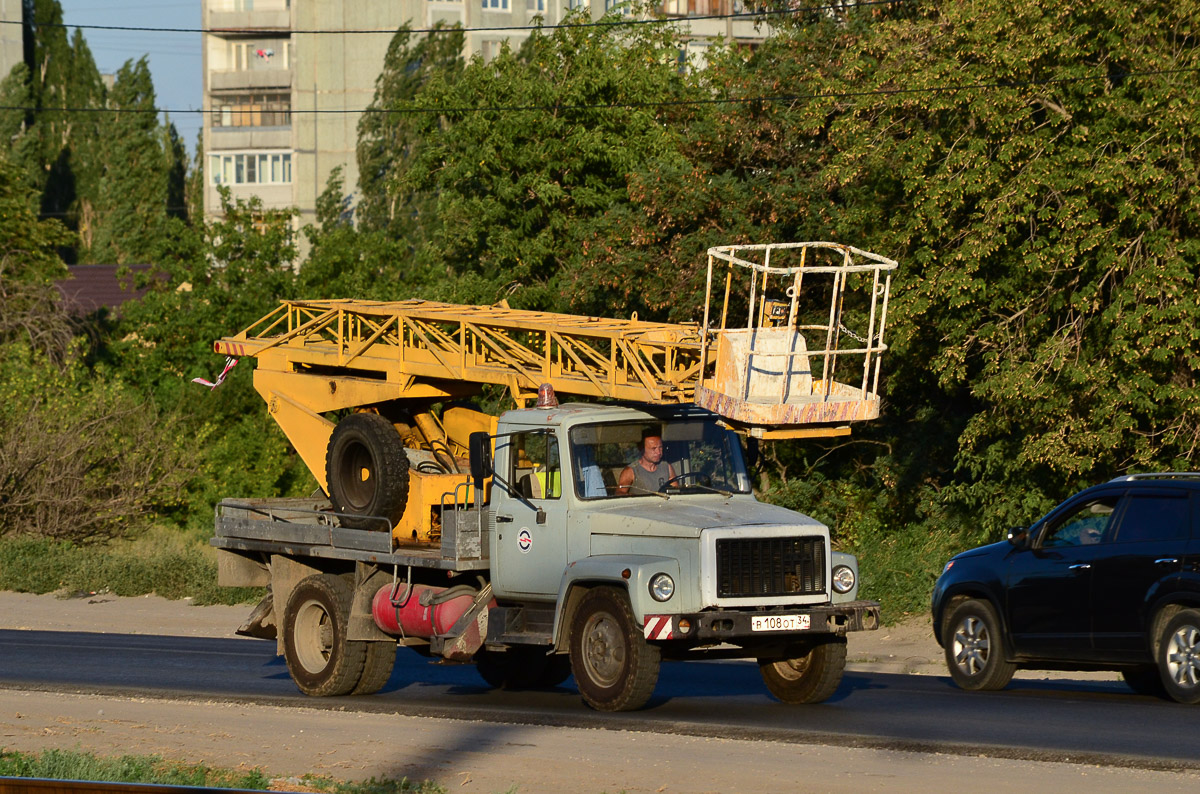 Волгоградская область, № В 108 ОТ 34 — ГАЗ-3307