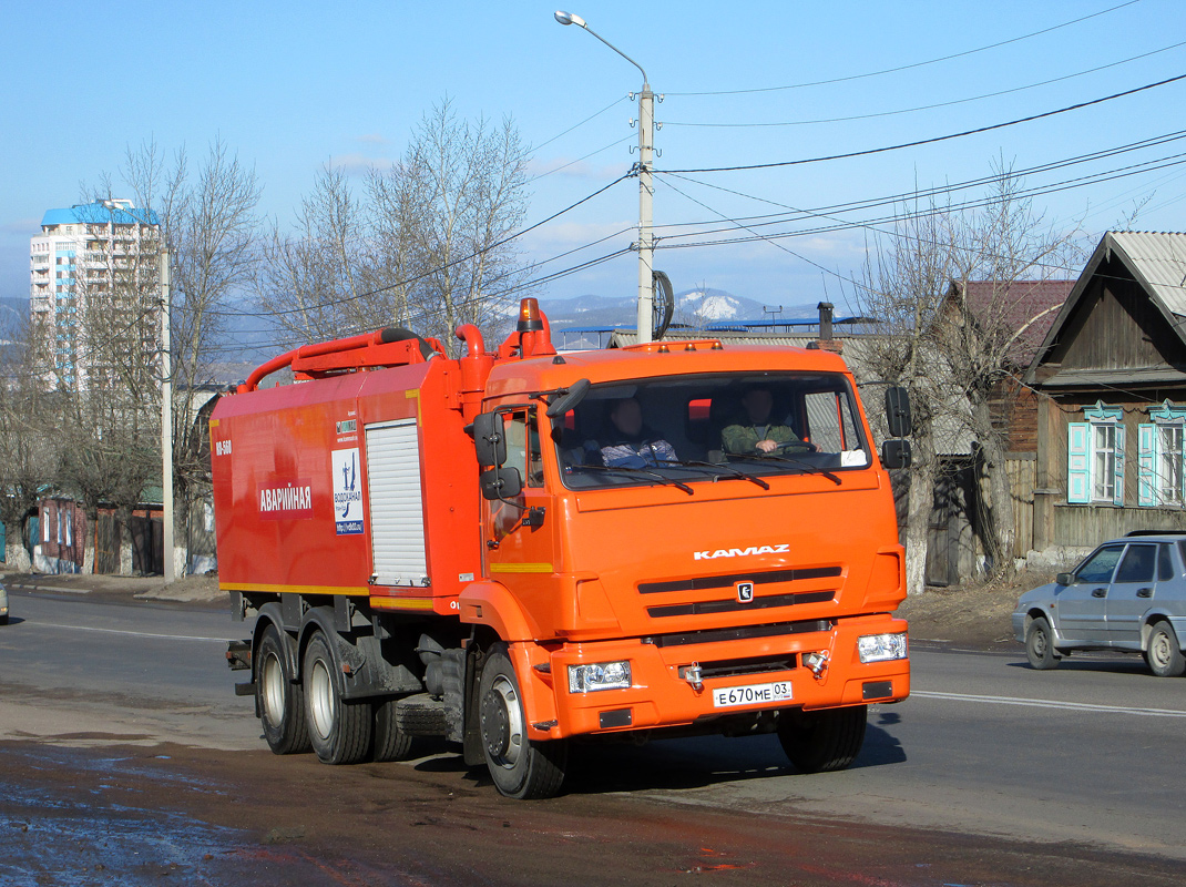 Бурятия, № Е 670 МЕ 03 — КамАЗ-65115-42