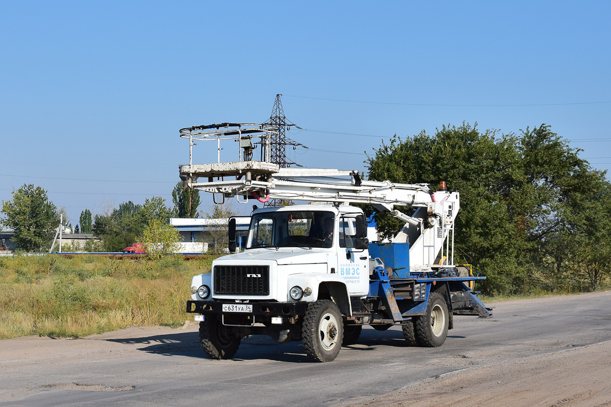 Волгоградская область, № С 631 УА 34 — ГАЗ-33086 «Земляк»