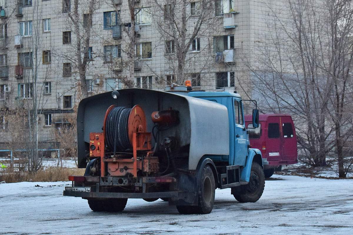 Волгоградская область, № У 811 РН 34 — ЗИЛ-433362