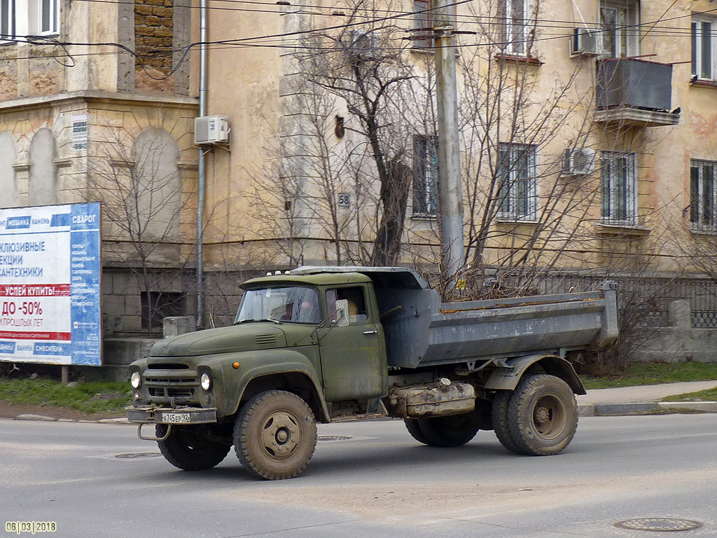 Севастополь, № А 745 ЕР 92 — ЗИЛ-495710