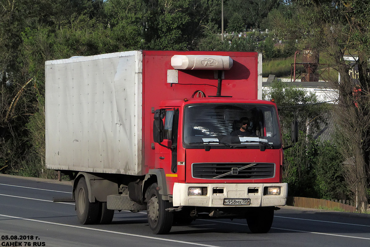 Московская область, № Н 958 МХ 750 — Volvo ('2001) FL