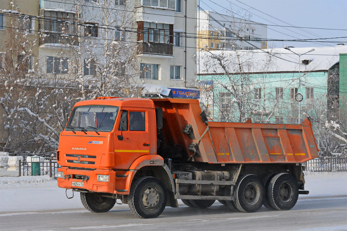 Саха (Якутия), № М 825 КУ 14 — КамАЗ-65111-46