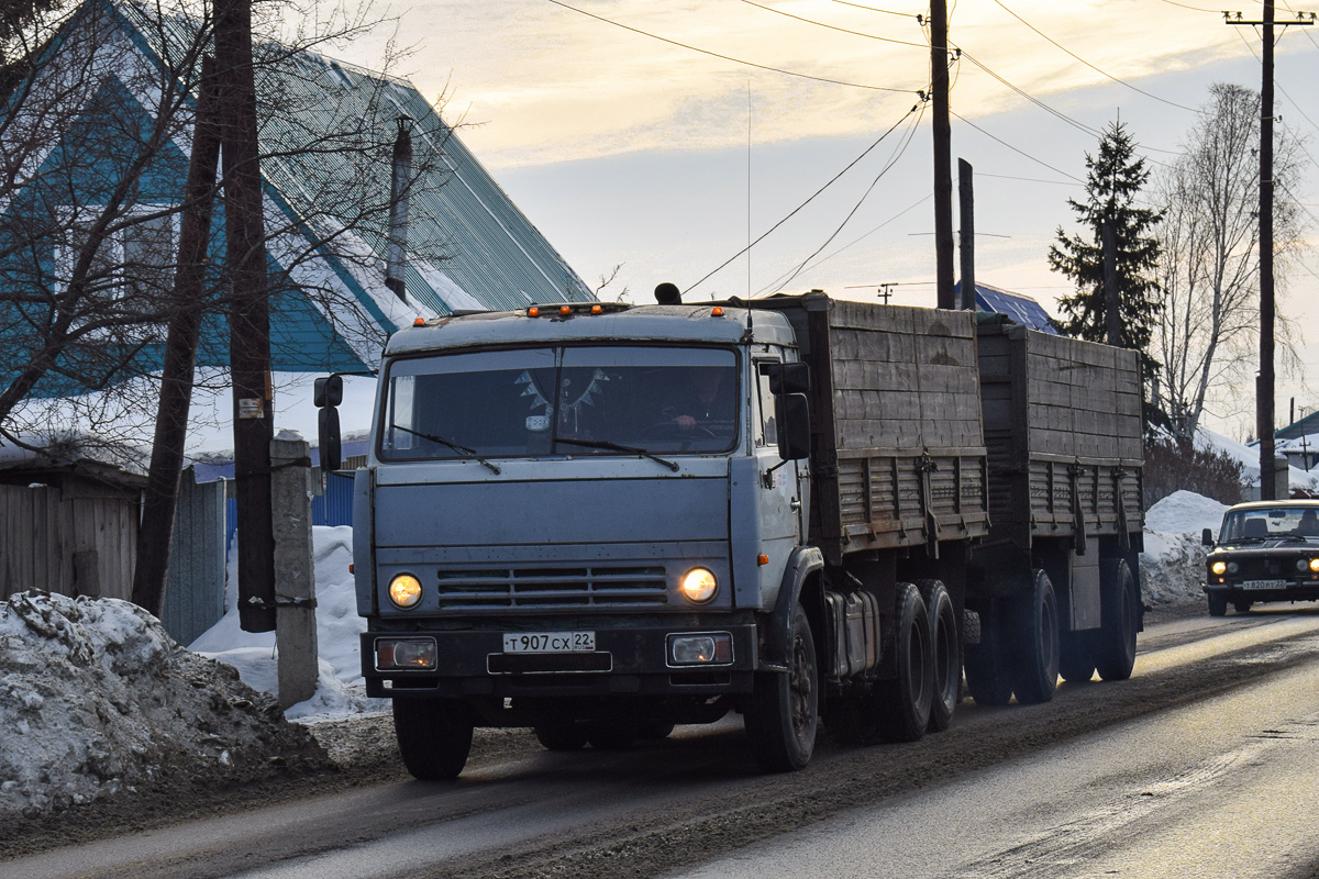 Алтайский край, № Т 907 СХ 22 — КамАЗ-53208