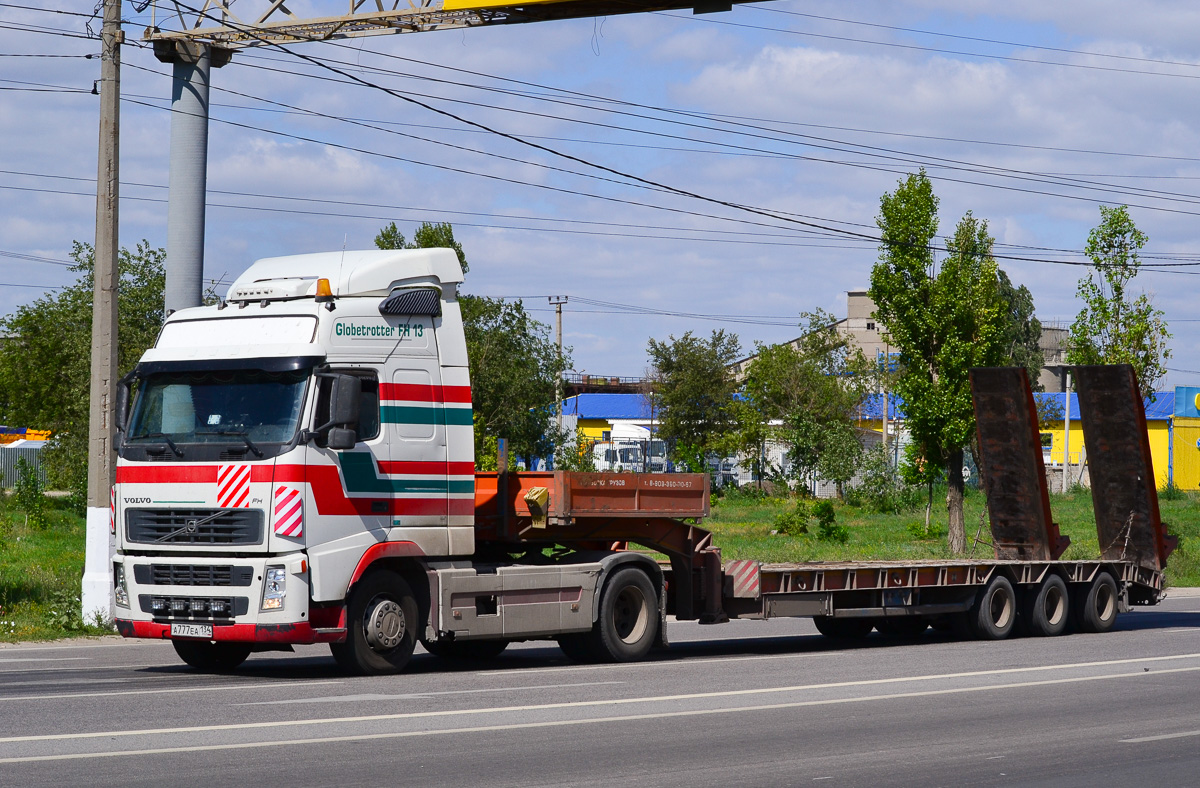 Волгоградская область, № А 777 ЕА 134 — Volvo ('2002) FH12.440