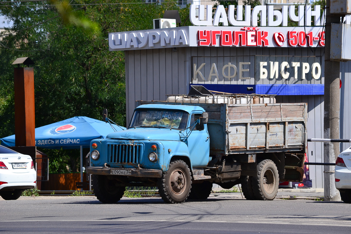 Волгоградская область, № Е 090 КЕ 34 — ГАЗ-53-12