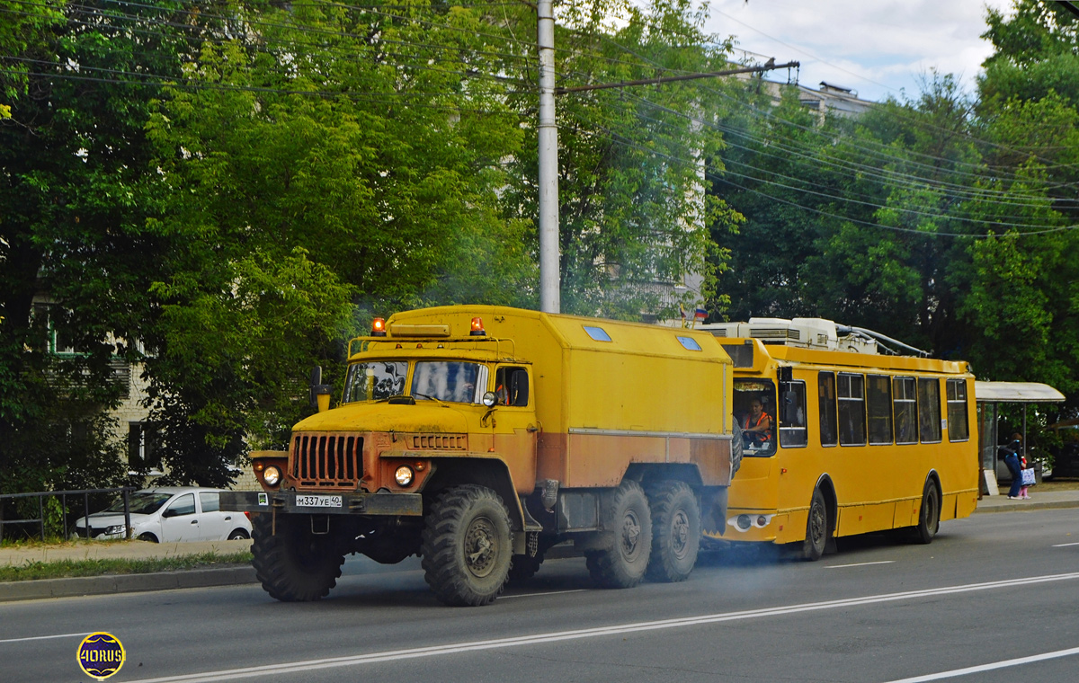 Калужская область, № М 337 УЕ 40 — Урал-43203