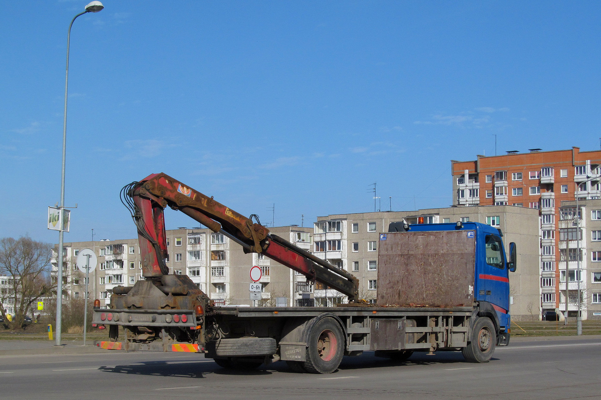 Литва, № HAH 131 — Volvo ('1993) FH12.380