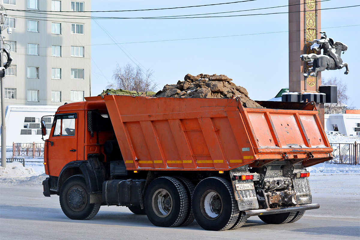 Саха (Якутия), № М 258 КН 14 — КамАЗ-65115 [651150]